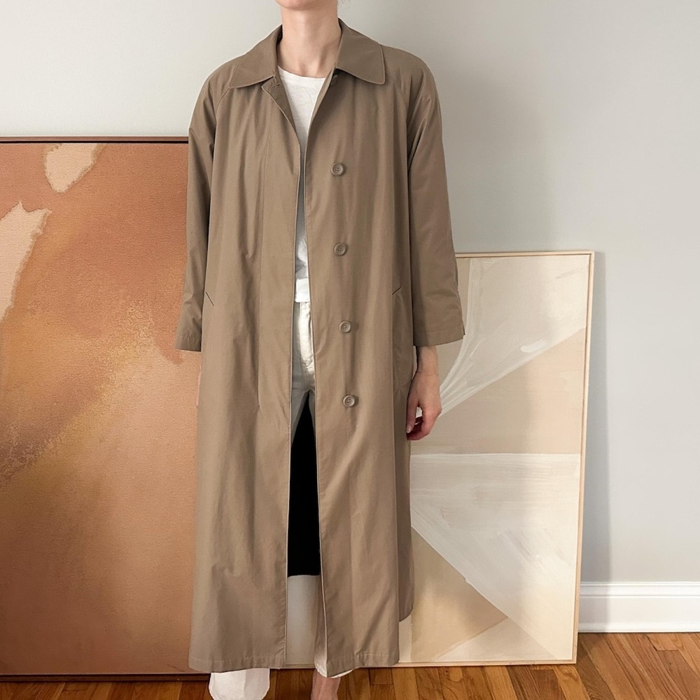 London Fog woman Long Trench Coat in Taupe